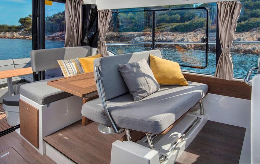 Jeanneau MERRY FISHER 1095 Blue Horizon