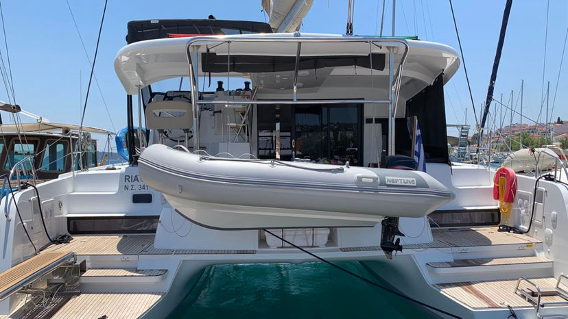 Lagoon 42 RIA III (AC, Gen, w.maker)