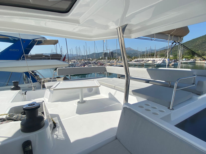 Bali Catamarans 4.4 Archè