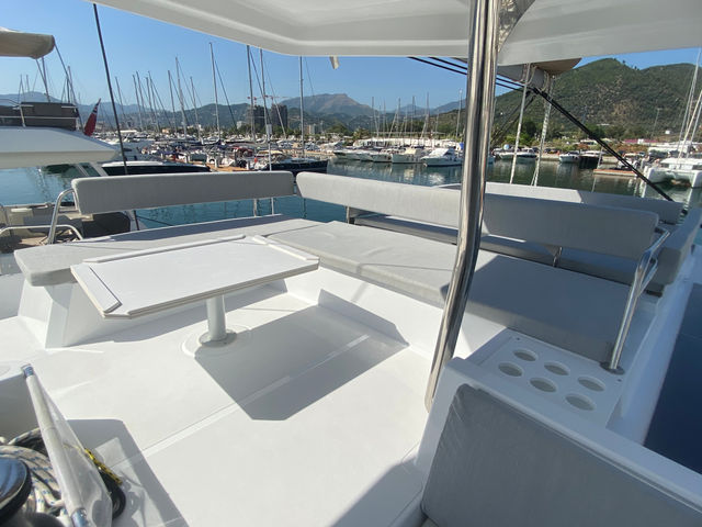Bali Catamarans 4.4 Archè