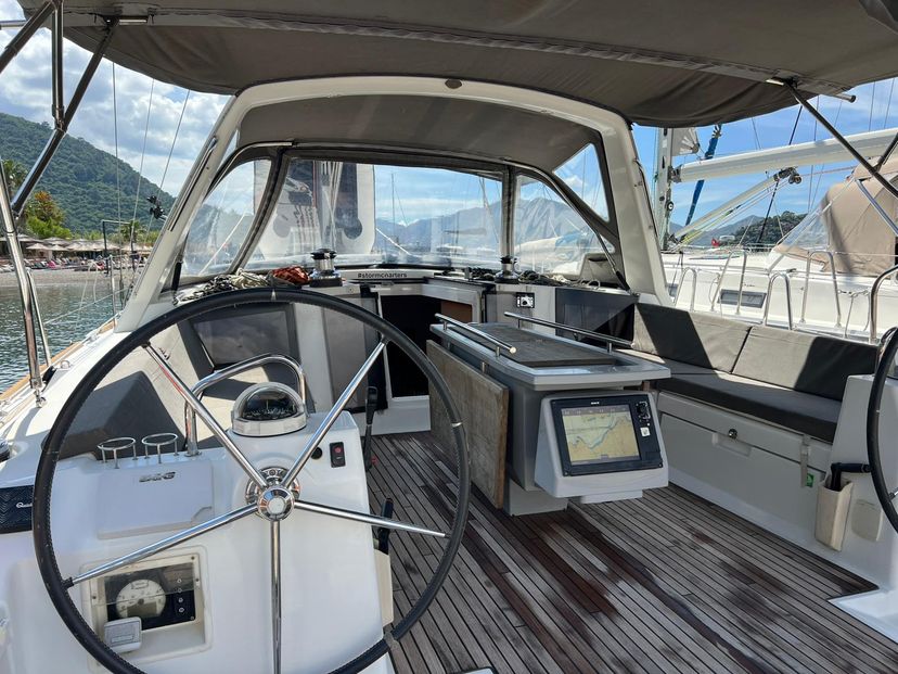 Beneteau 45 Storm Dancer 1
