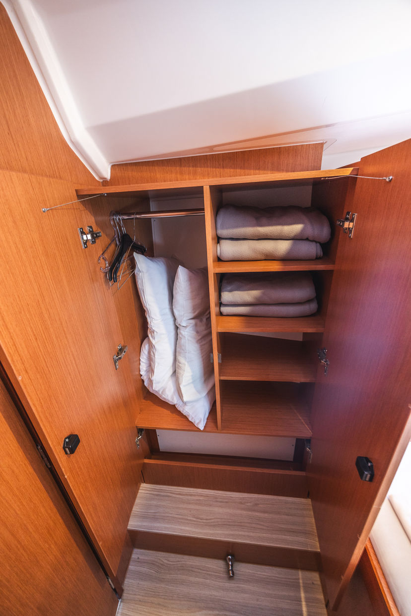 Bavaria Yachtbau C42 Arian