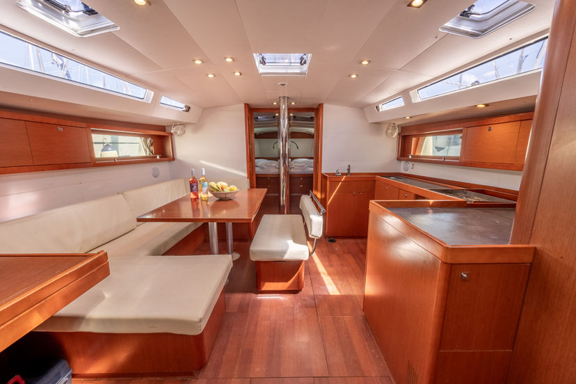 Lagoon 39 Deep Blue