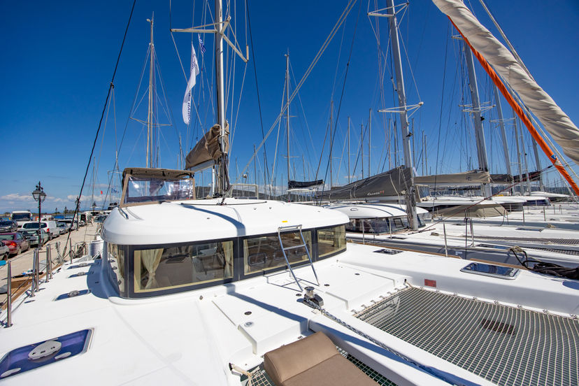 Lagoon 39 Deep Blue