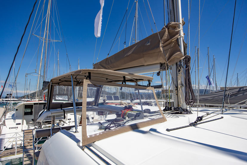 Lagoon 39 Deep Blue