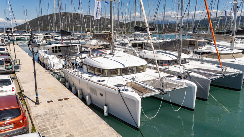 Lagoon 39 Deep Blue