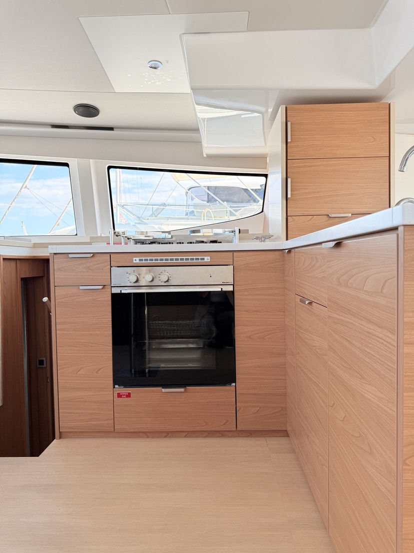 Bali Catamarans 4.8  Azurea