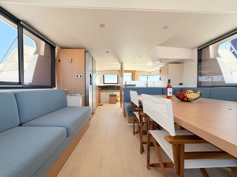 Bali Catamarans 4.8  Selena