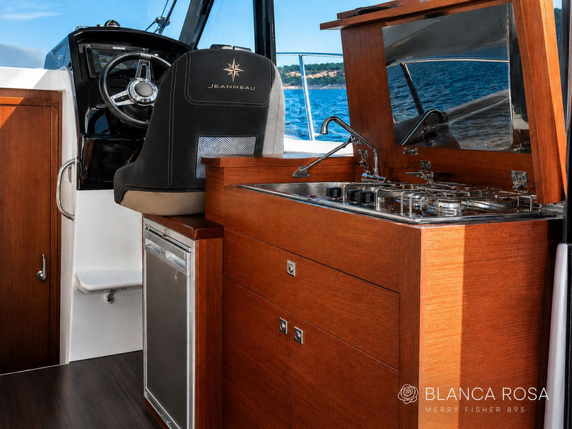 Jeanneau MERRY FISHER 895 BLANCA ROSA