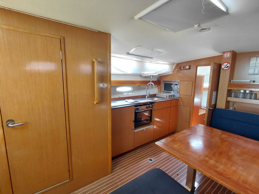 Bavaria Yachtbau 43 Beta 