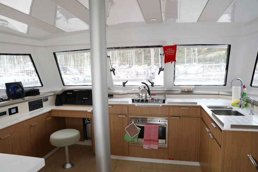 Bali Catamarans CATSPACE Vargas