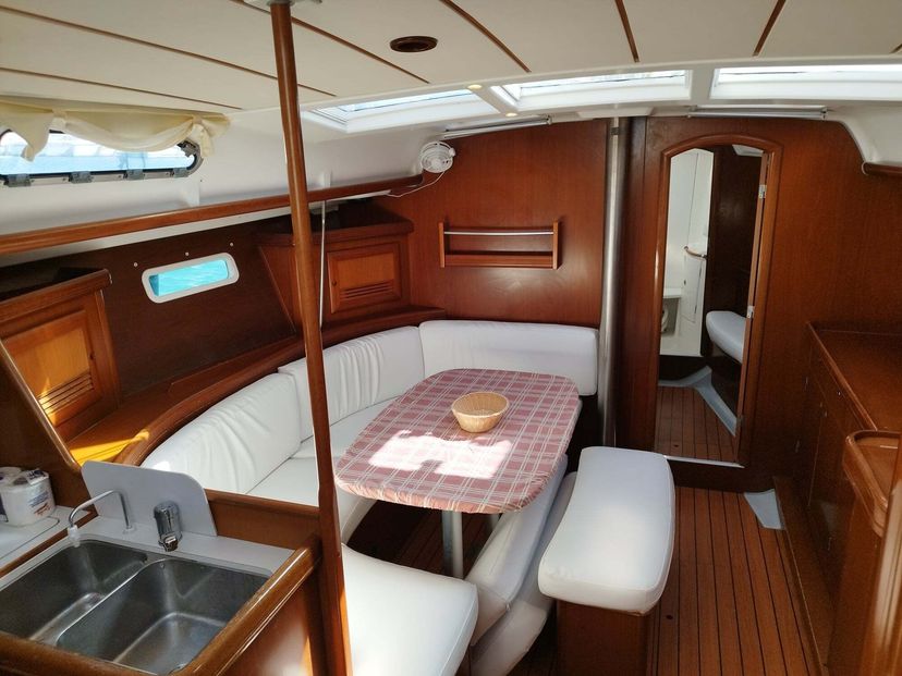 Beneteau 393 ATHINA Sails