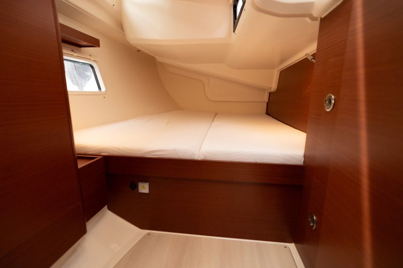 Hanse Yachts 41 VRONTIS |Inverter|