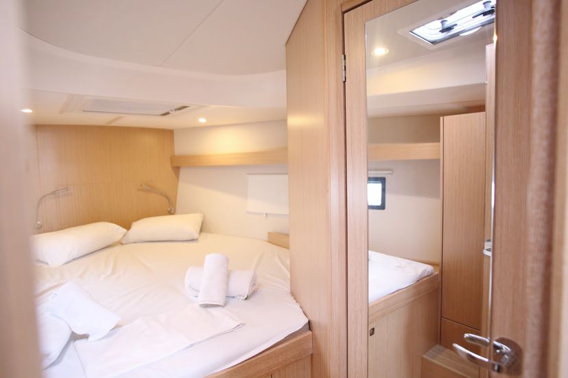 Bavaria Yachtbau C42 Oktana (Pax 8)
