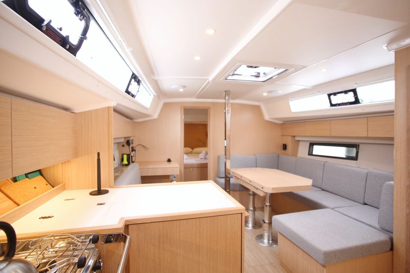 Bavaria Yachtbau C42 Oktana (Pax 8)
