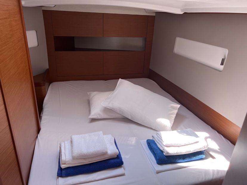 Jeanneau 410 Stilvi