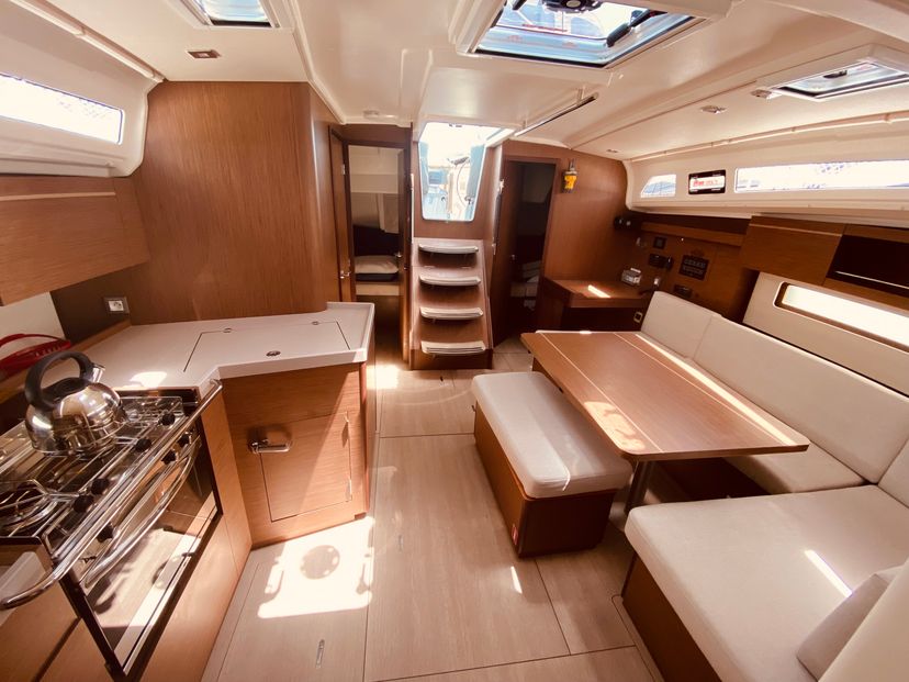 Beneteau 40 Yello (Pax 10)