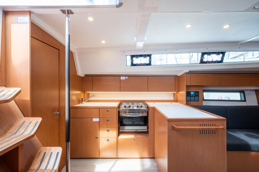 Bavaria Yachtbau C42 Rosario