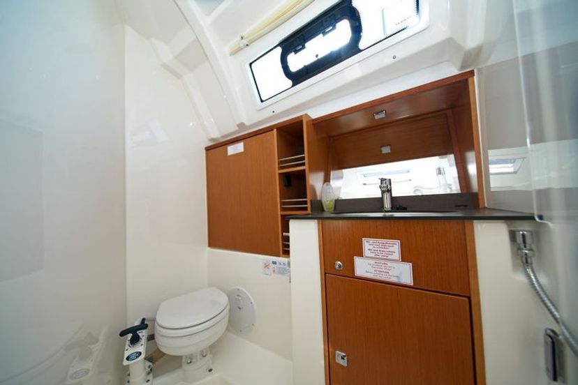 Bavaria Yachtbau CRUISER 41 MH 58