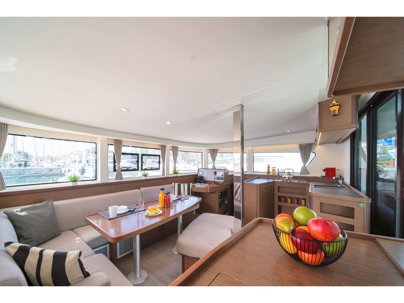 Lagoon 42 Karteria