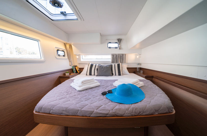 Lagoon 42 Karteria