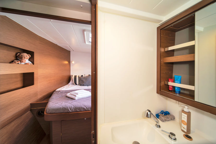 Lagoon 42 Karteria