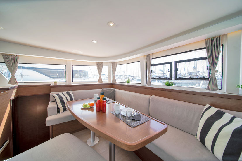 Lagoon 42 Karteria