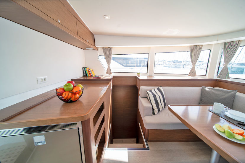 Lagoon 42 Karteria