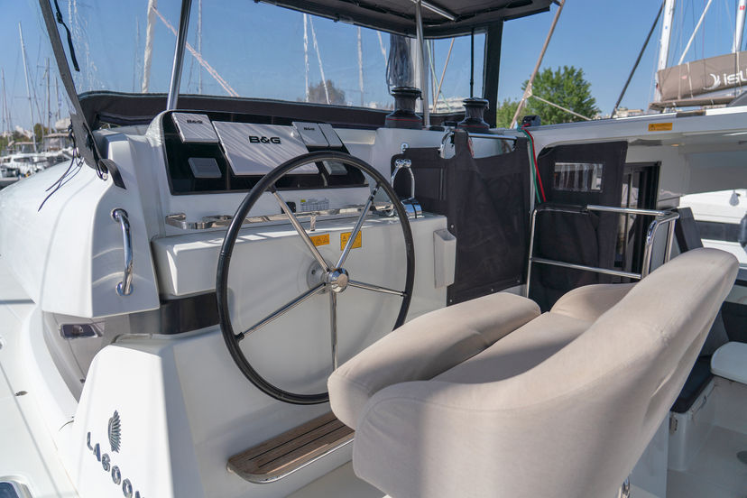 Lagoon 42 Karteria