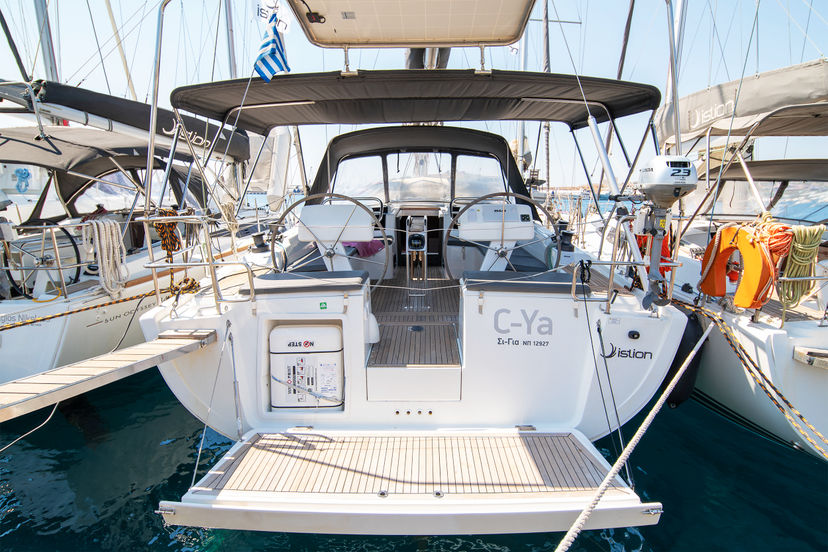 Hanse Yachts 45 C-YA