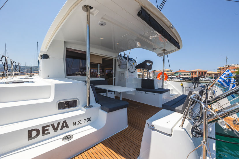 Lagoon 40 Deva