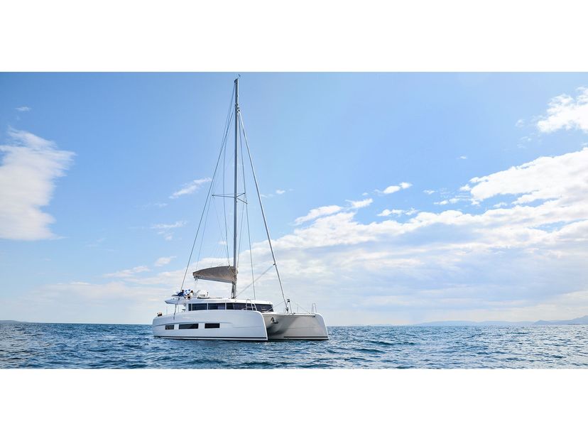 Dufour Yachts AMARA Eden Planet
