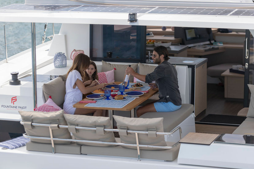 Fountaine Pajot 42 IOANNA - GEN/AC+WATERMAKER