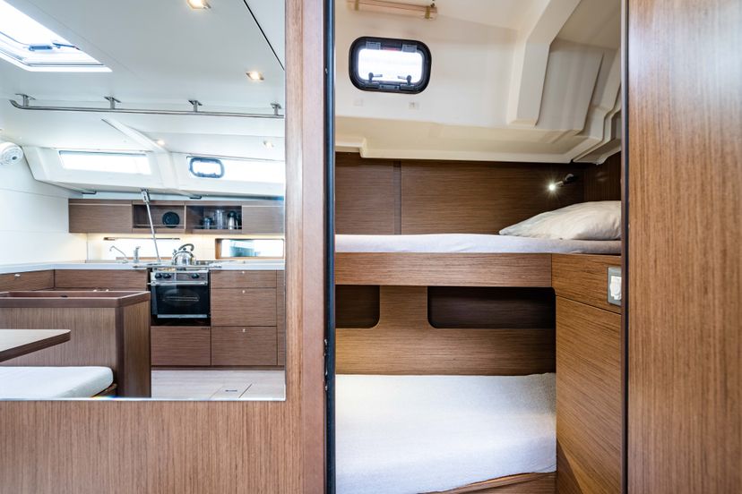 Beneteau OCEANIS 46.1 Espere