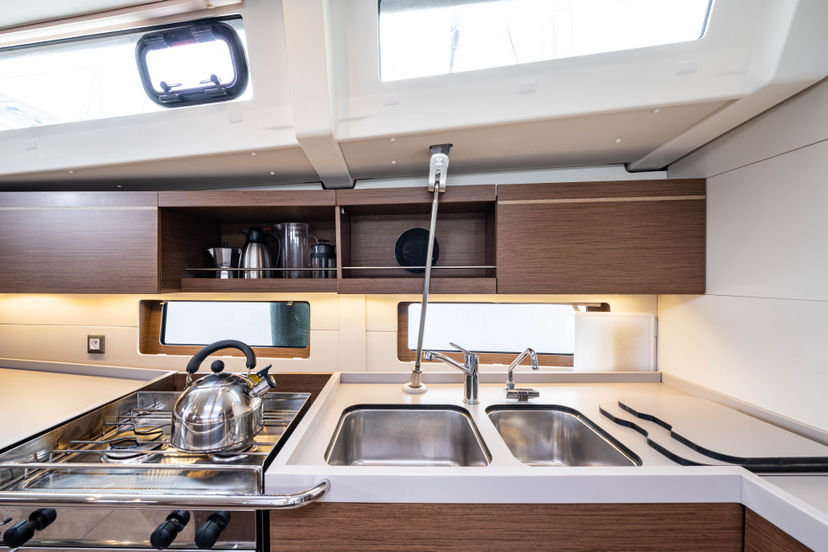 Beneteau OCEANIS 46.1 Espere