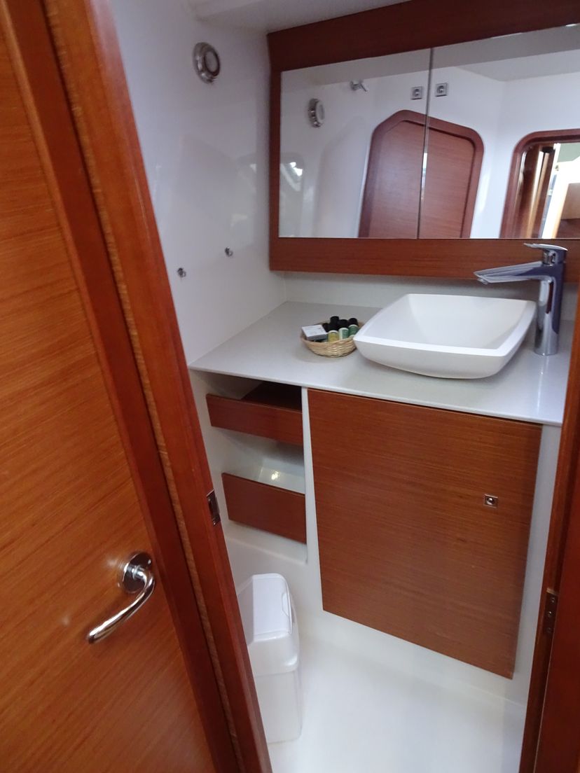 Dufour Yachts GRAND EURUS