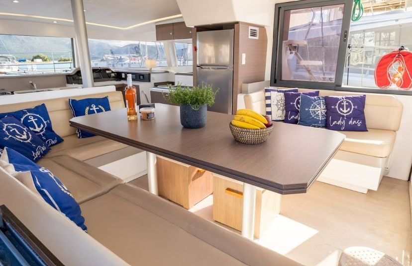 Bali Catamarans 4.1 Lady Dasi