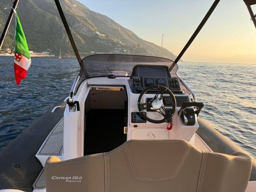 Ranieri Cayman 28.0
