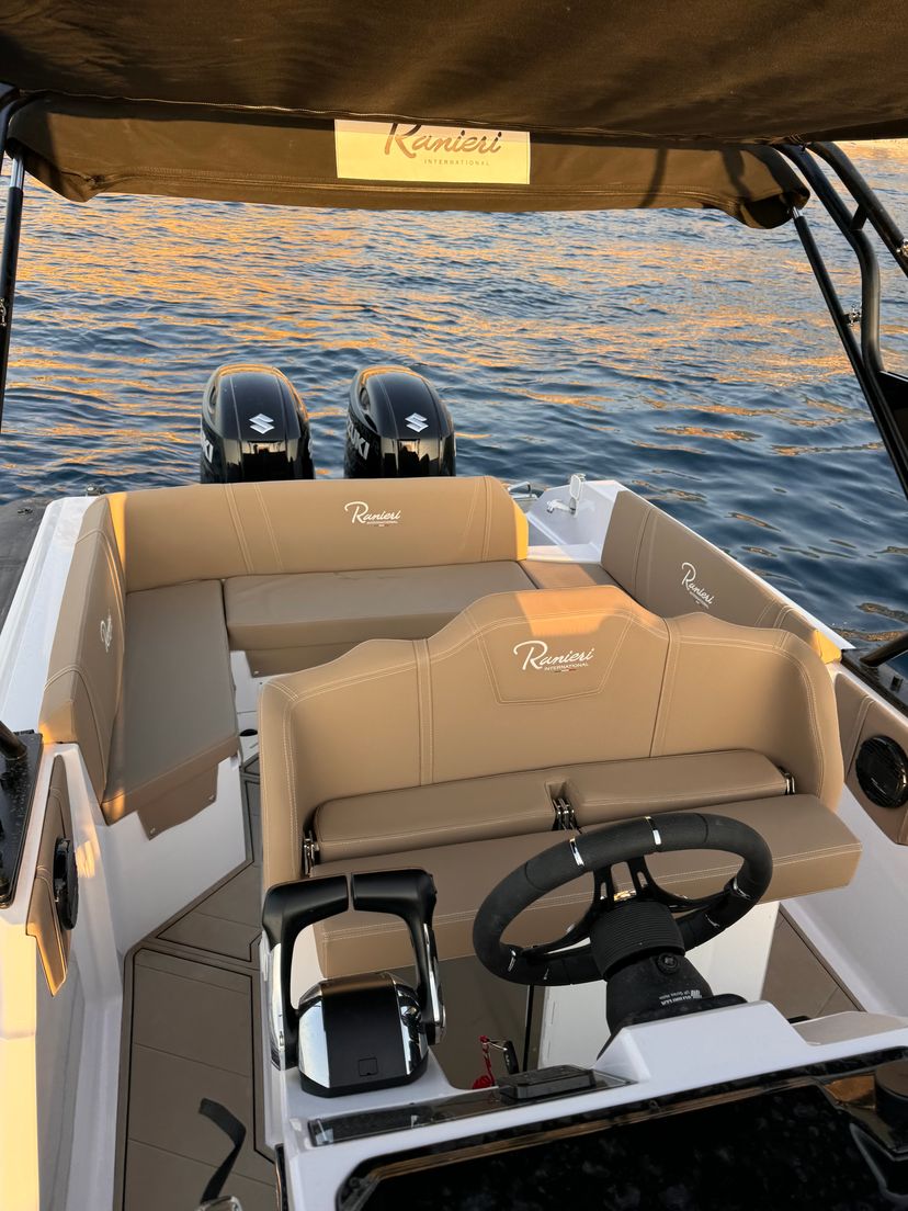 Ranieri Cayman 28.0