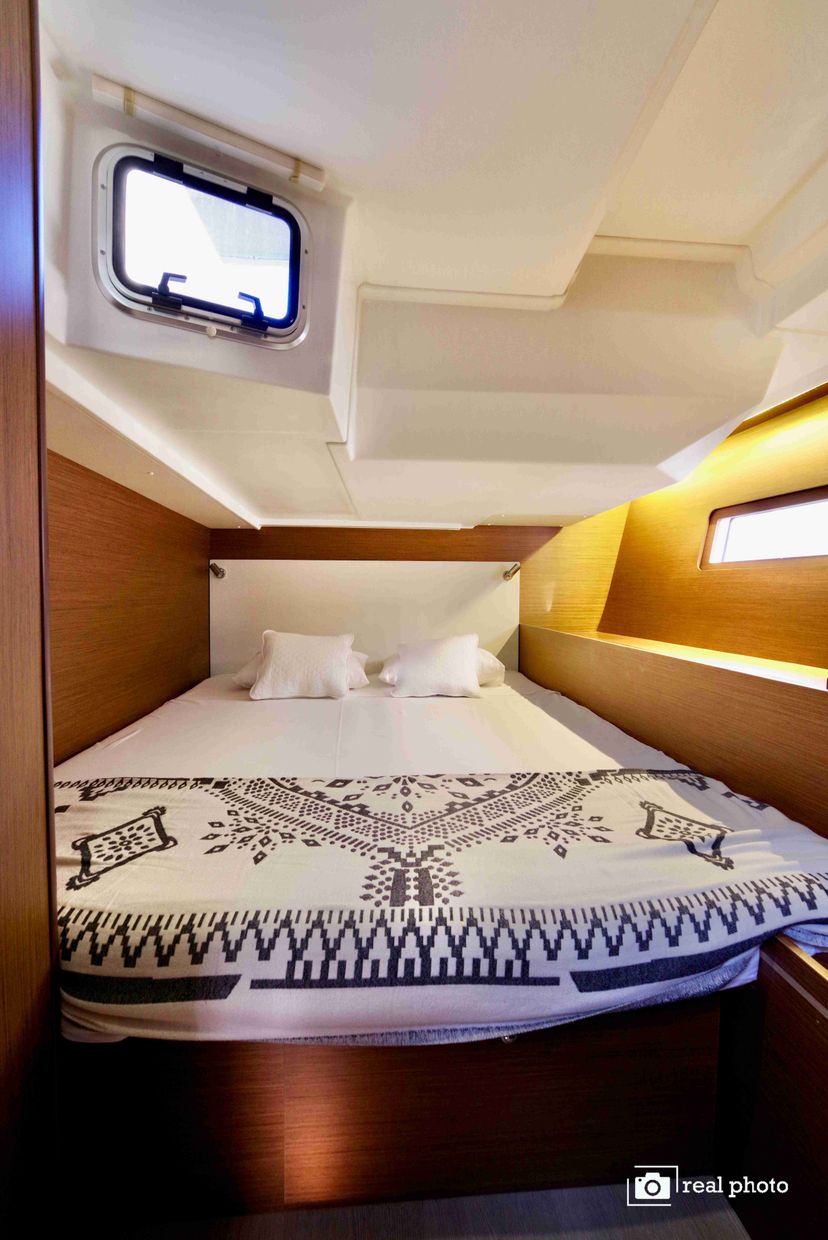 Beneteau OCEANIS 51.1 Elettra -  Water maker, Solar Panel