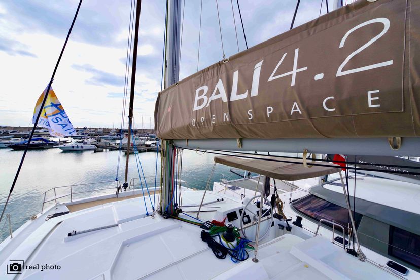 Bali Catamarans 4.2 Ferdi - A/C, Generator, Water maker
