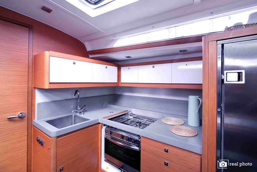 Dufour Yachts 47 Fortuna  - Water maker, Solar Panel