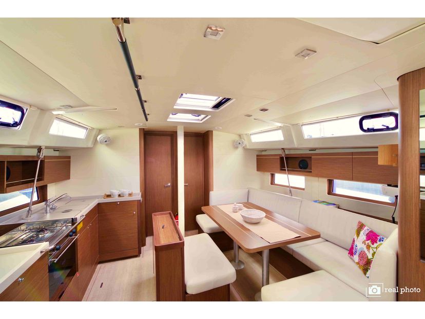 Beneteau OCEANIS 46.1 Nora  - Water maker, Solar Panel