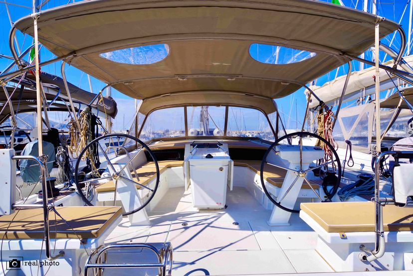 Beneteau OCEANIS 46.1 Nora  - Water maker, Solar Panel
