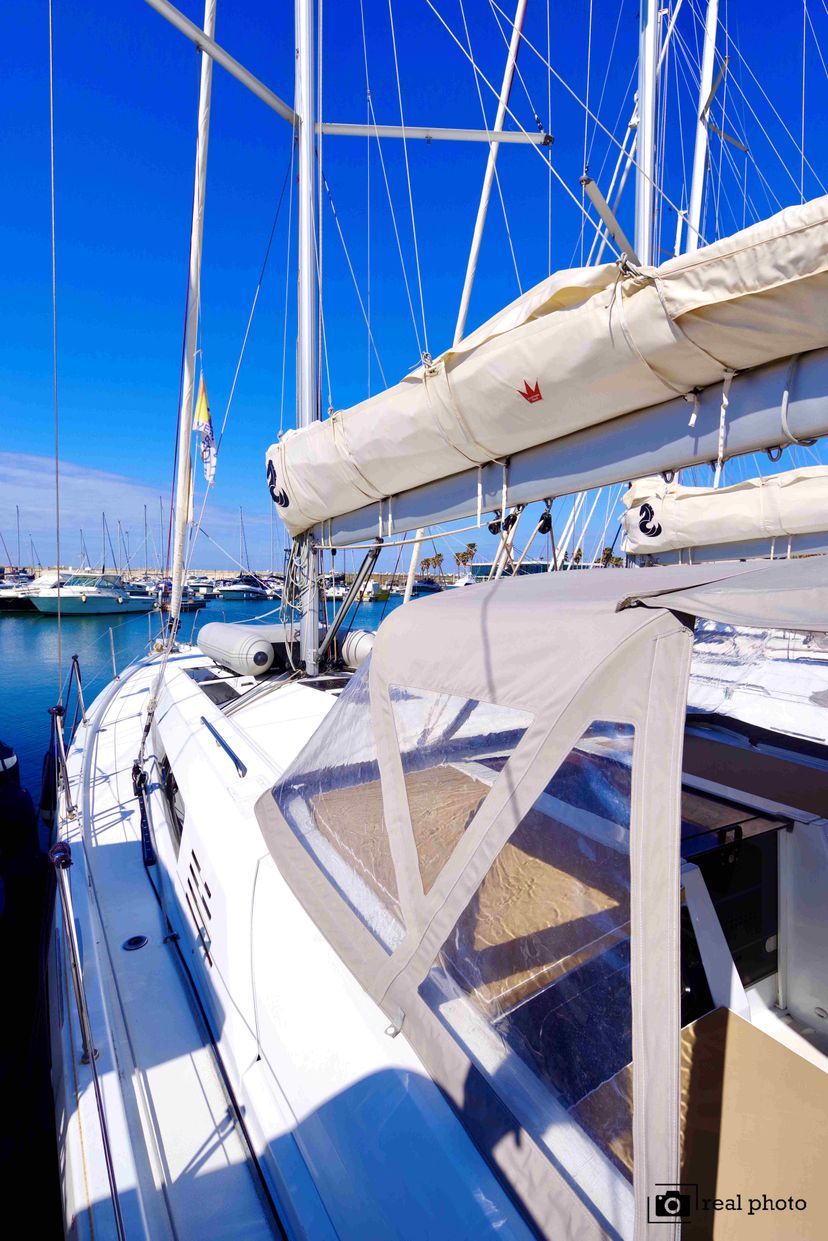 Beneteau OCEANIS 46.1 Nora  - Water maker, Solar Panel