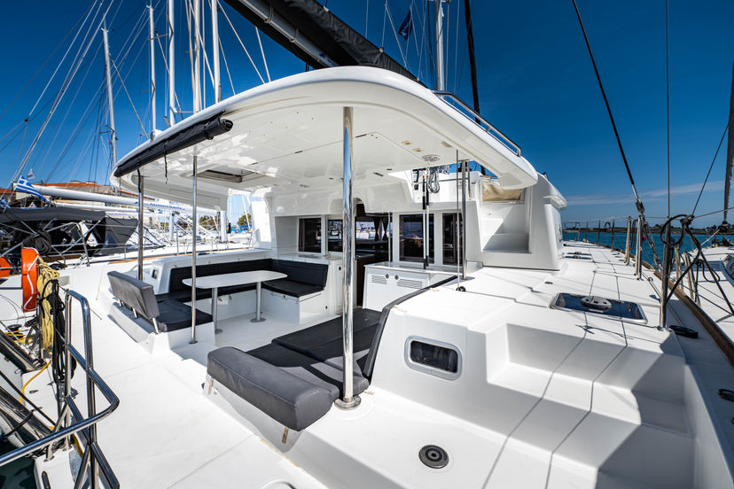 Lagoon 45 Wander