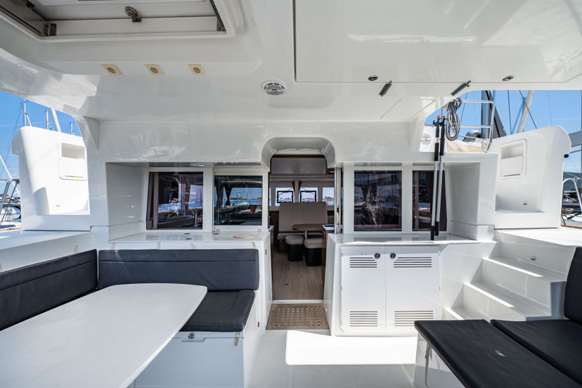 Lagoon 45 Wander