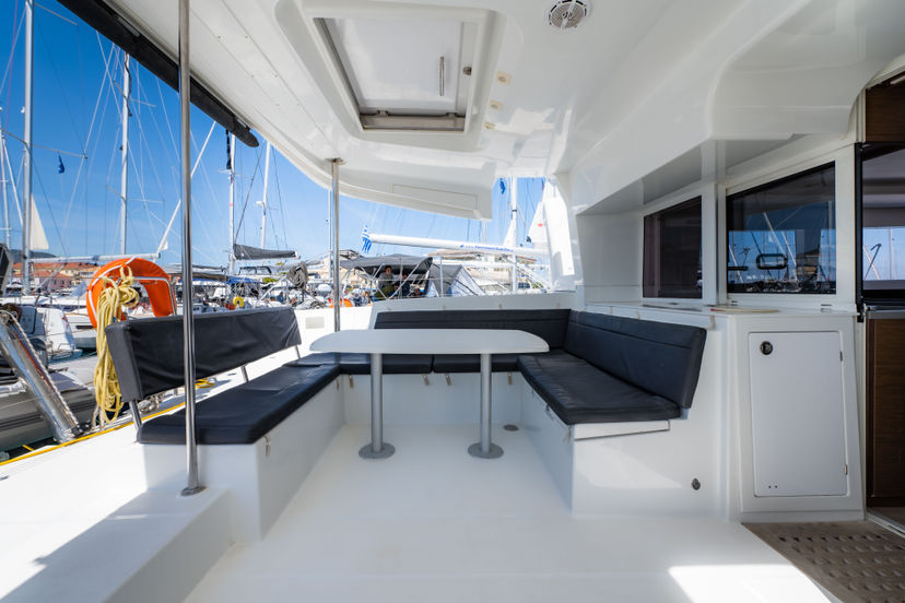Lagoon 45 Wander