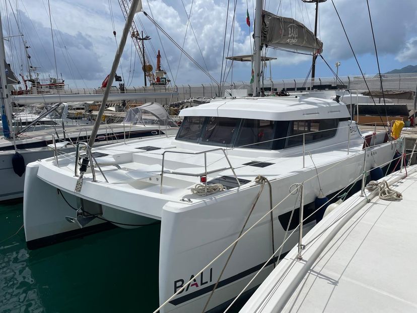 Bali Catamarans CATSPACE Kuma