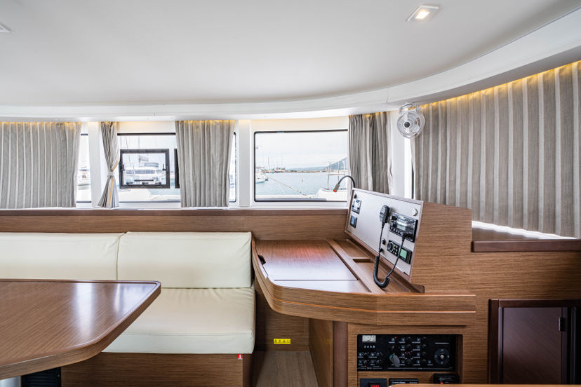 Lagoon 42 Nala